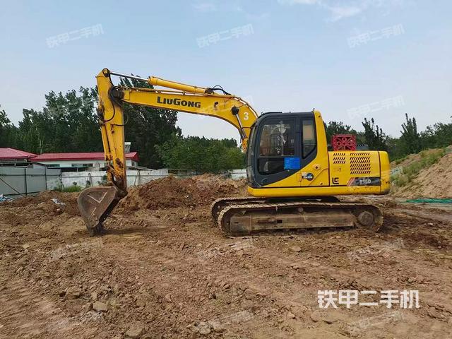 柳工CLG915D挖掘機(jī)