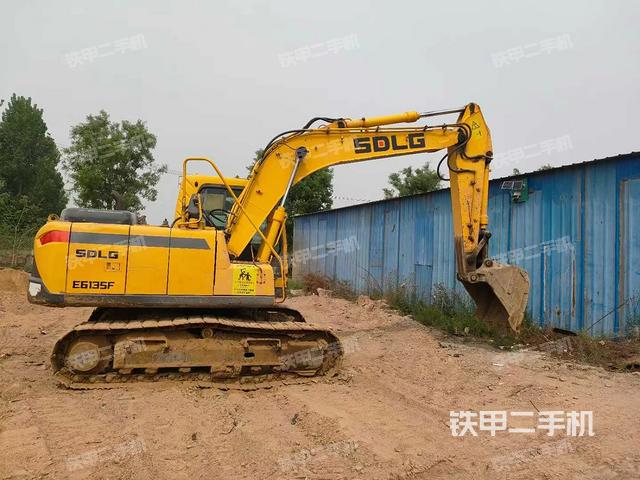 整機右后45°(整機外觀) 整機右后45°(整機外觀)