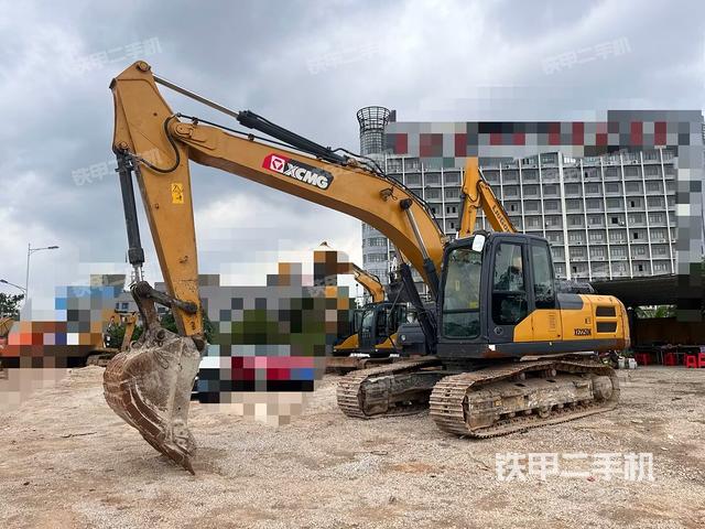 徐工XE200DA挖掘機(jī)