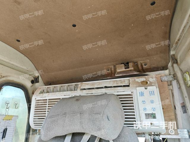 座椅后部(駕駛室部分) 座椅后部(駕駛室部分)