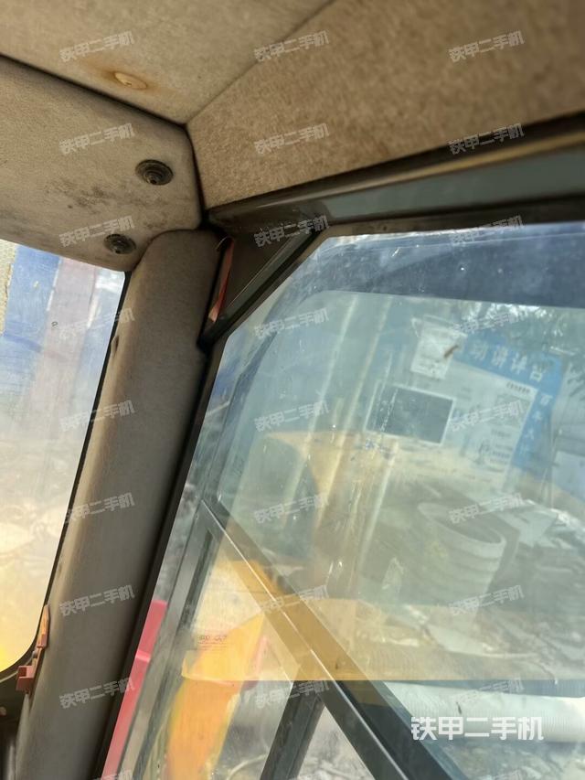 顯示屏?(駕駛室部分) 顯示屏?(駕駛室部分)
