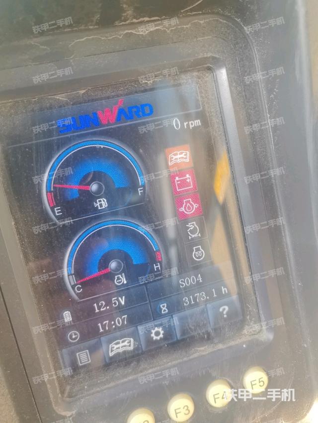 小時(shí)表（駕駛室部分）