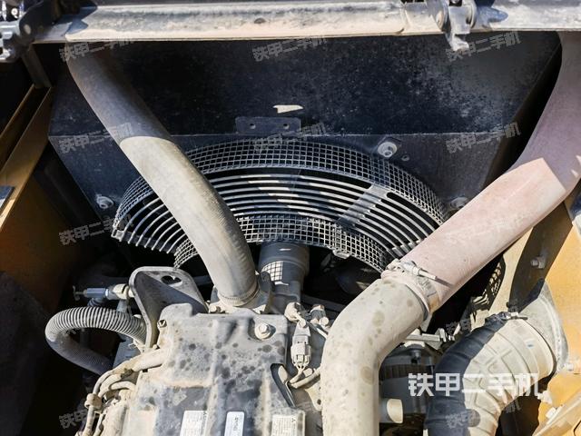 水箱+風(fēng)扇特寫(上車部件) 水箱+風(fēng)扇特寫(上車部件)