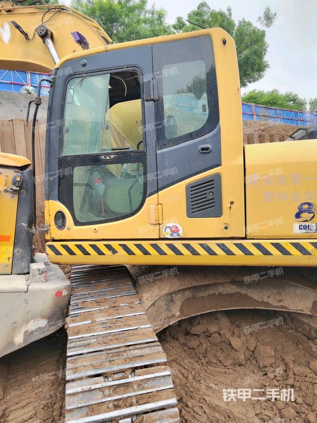 駕駛室整體（整機(jī)外觀）