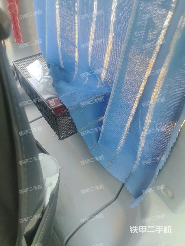 座椅后部（駕駛室部分）