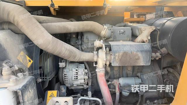 发动机整体俯视(整机外观) 发动机整体俯视(整机外观)