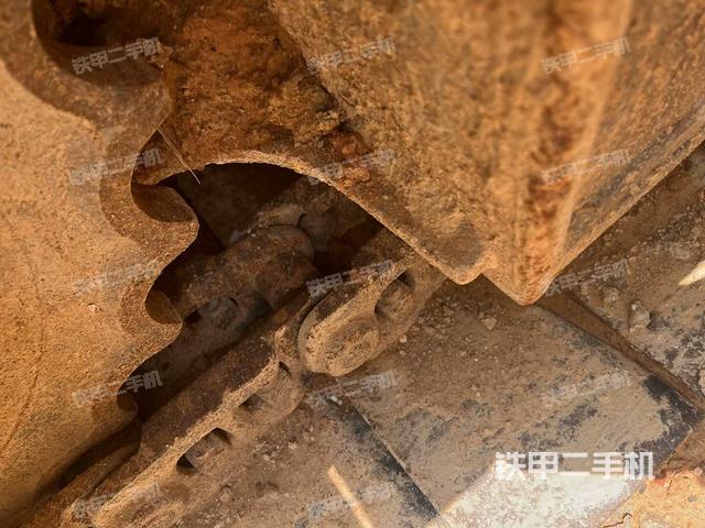 右側(cè)行走馬達蓋板(行走機構(gòu)) 右側(cè)行走馬達蓋板(行走機構(gòu))