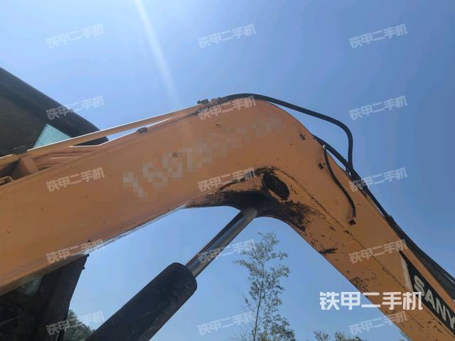 大臂整體?右側(cè)(工作和回轉(zhuǎn)裝置) 大臂整體?右側(cè)(工作和回轉(zhuǎn)裝置)