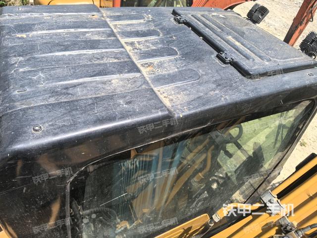 駕駛室頂部俯視(上車部件) 駕駛室頂部俯視(上車部件)