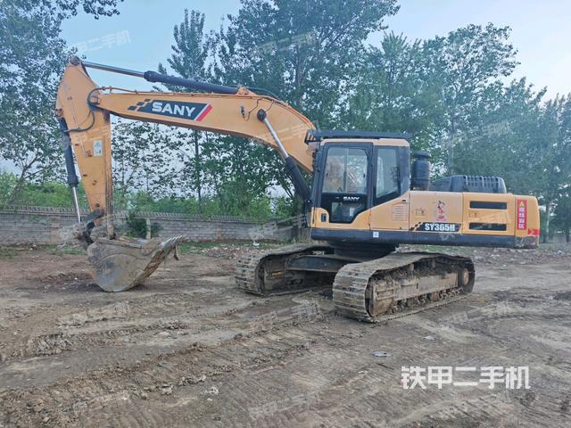 三一重工SY305C-9H挖掘機(jī)