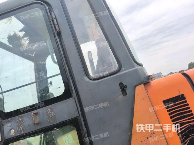 ?駕駛室正側(駕駛室部分) ?駕駛室正側(駕駛室部分)