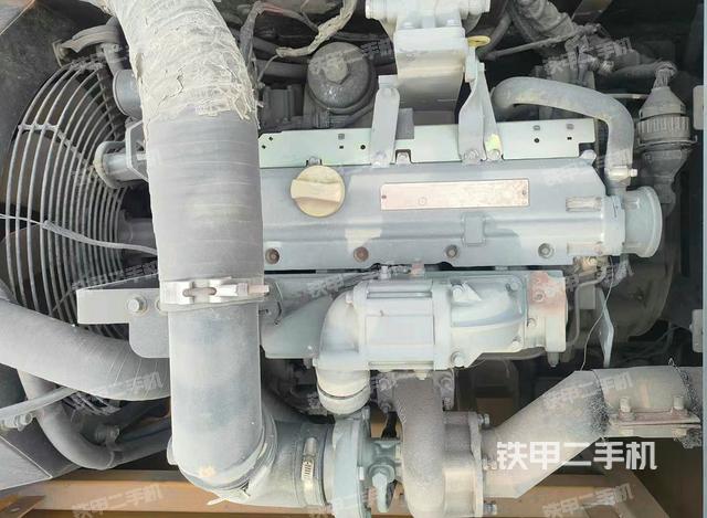 發(fā)動機整體俯視(整機外觀) 發(fā)動機整體俯視(整機外觀)