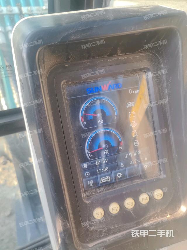 顯示屏?（駕駛室部分）