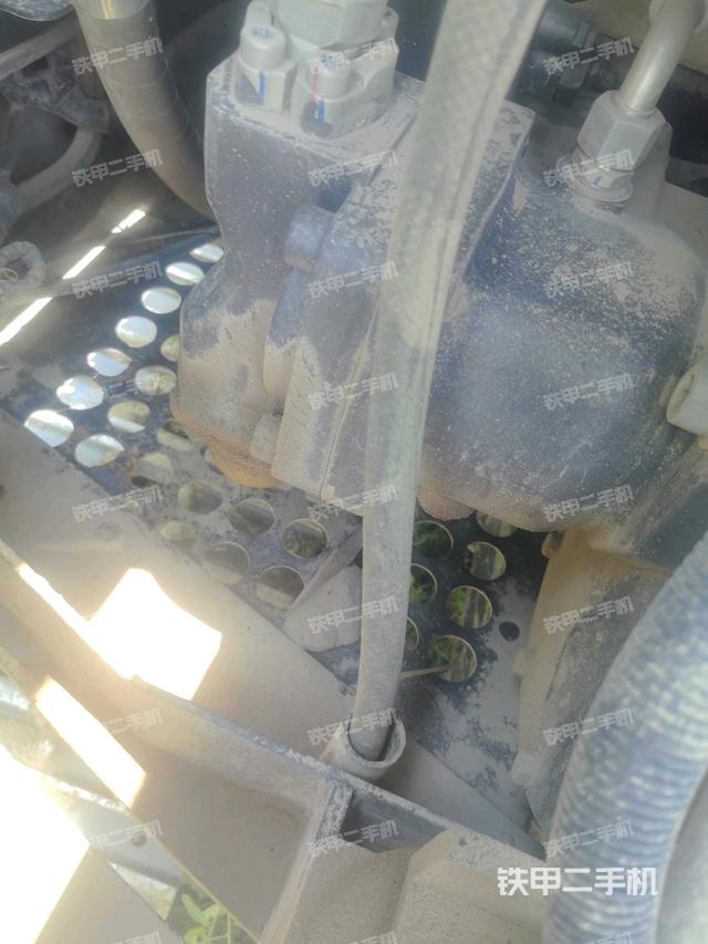 液壓泵室（大件艙室）