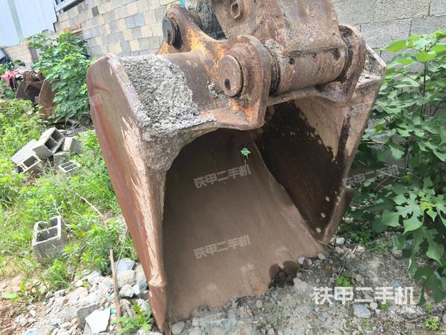 大臂整體?右側(cè)(工作和回轉(zhuǎn)裝置) 大臂整體?右側(cè)(工作和回轉(zhuǎn)裝置)