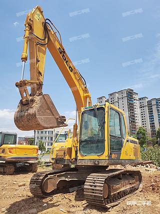 山東臨工E6135F挖掘機實拍圖片