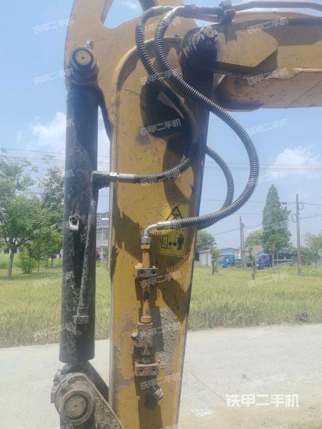 小臂整體左后（工作和回轉(zhuǎn)裝置）