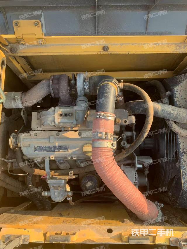 發(fā)動(dòng)機(jī)整體俯視（整機(jī)外觀）