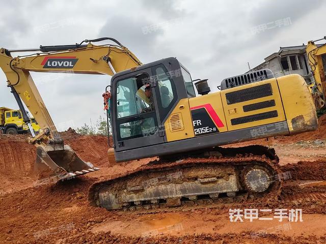 雷沃重工FR205E2-H挖掘機(jī)