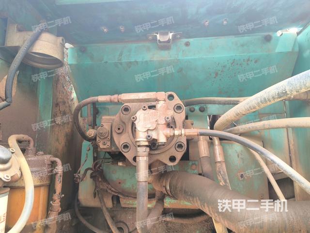 液壓泵室(大件艙室) 液壓泵室(大件艙室)