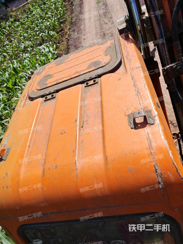 駕駛室頂部俯視(上車部件) 駕駛室頂部俯視(上車部件)