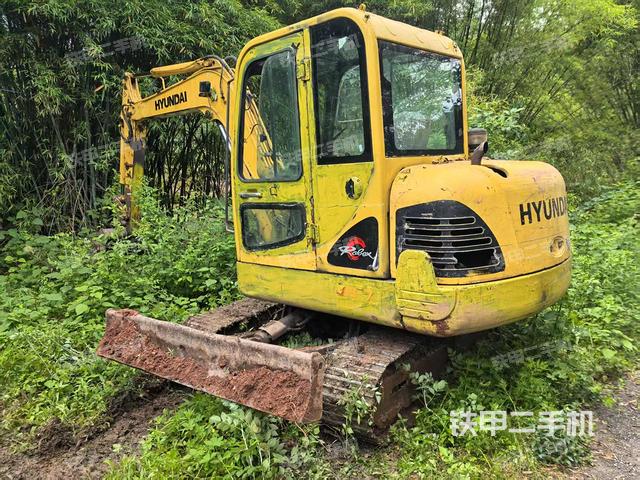 現(xiàn)代R60-7挖掘機