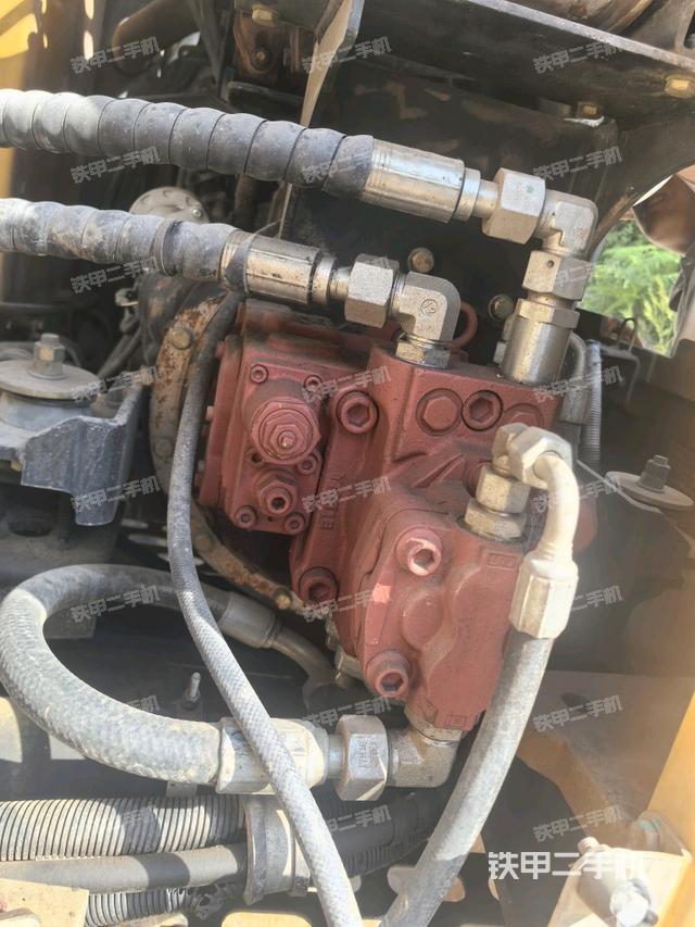 液压泵室（大件舱室）