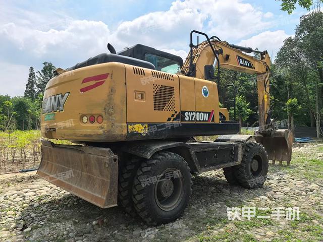 右后45(整機(jī)外觀) 右后45(整機(jī)外觀)