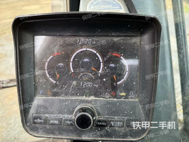 駕駛室整體(整機外觀) 駕駛室整體(整機外觀)