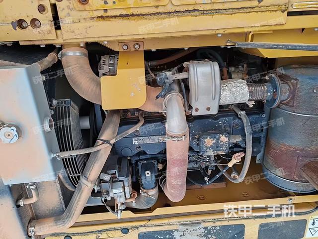 发动机整体俯视（整机外观）