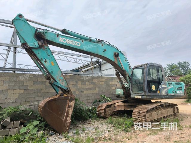 神鋼SK250-8挖掘機(jī)