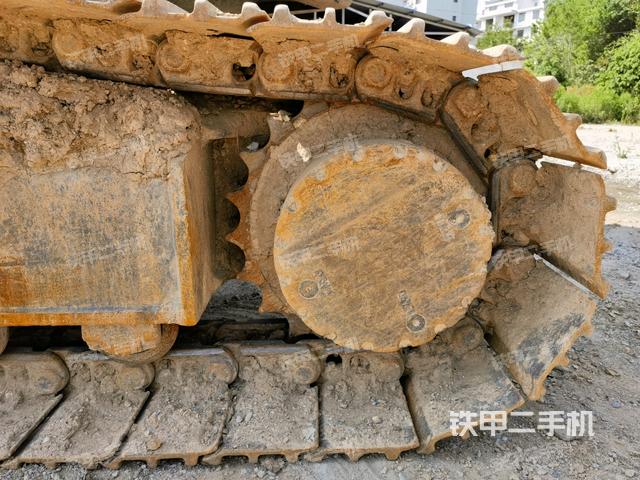 右驅(qū)動(dòng)輪(行走機(jī)構(gòu)) 右驅(qū)動(dòng)輪(行走機(jī)構(gòu))