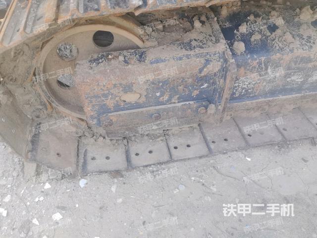 右導(dǎo)向輪（行走機(jī)構(gòu)）