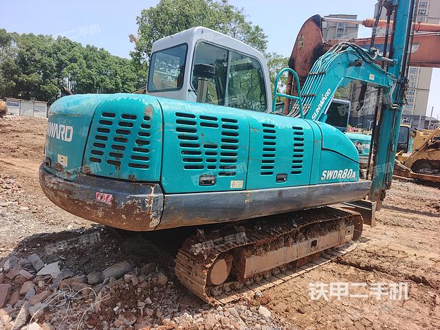 整机右后45°（设备外观及核心部件）