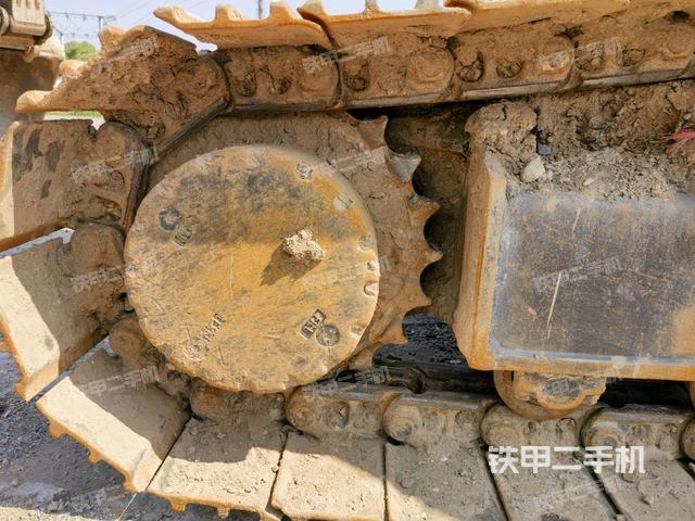 左驅(qū)動(dòng)輪(行走機(jī)構(gòu)) 左驅(qū)動(dòng)輪(行走機(jī)構(gòu))