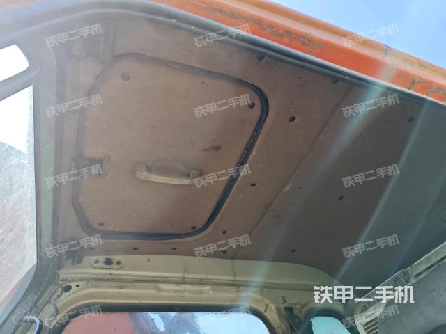 頂棚整體(駕駛室部分) 頂棚整體(駕駛室部分)