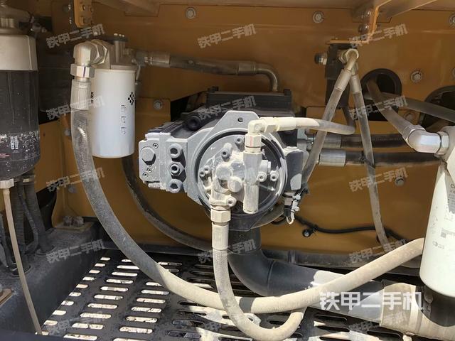 液压泵斜45 左(大件舱室) 液压泵斜45 左(大件舱室)