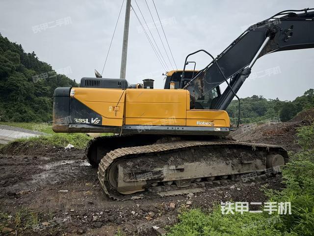 整機(jī)右后45°(整機(jī)外觀) 整機(jī)右后45°(整機(jī)外觀)