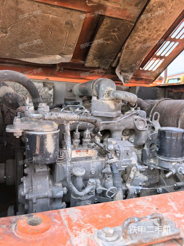 发动机室（上车部件）