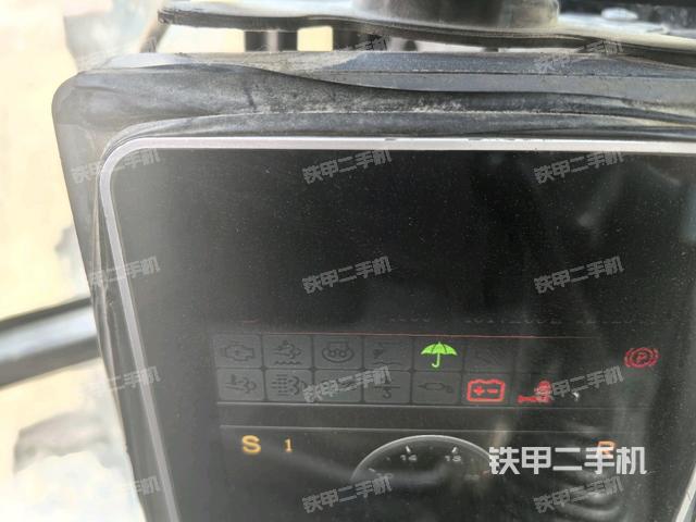 顯示屏?(駕駛室部分) 顯示屏?(駕駛室部分)