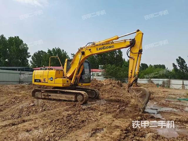 整機(jī)右后45°(整機(jī)外觀) 整機(jī)右后45°(整機(jī)外觀)