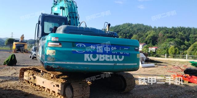 整机右后45°（整机外观）