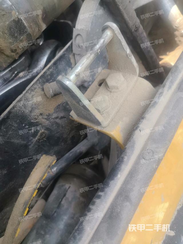 電瓶（大件艙室）