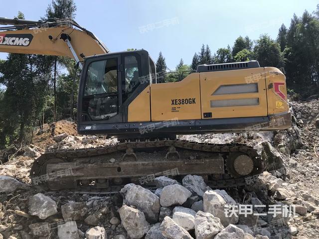 散热器正面(大件舱室) 散热器正面(大件舱室)