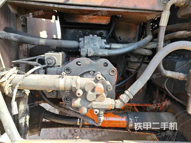 液壓泵斜45?左(大件艙室) 液壓泵斜45?左(大件艙室)