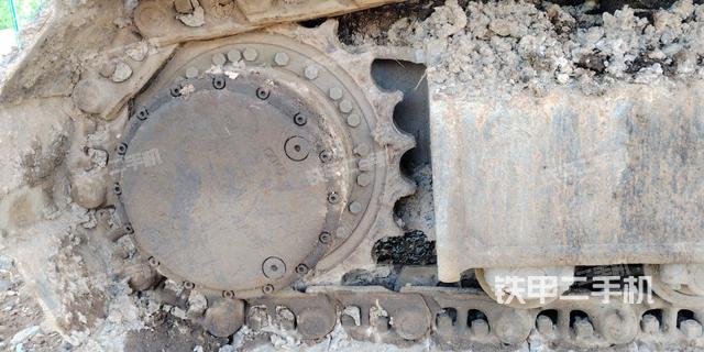 单侧履带整体（整机外观）