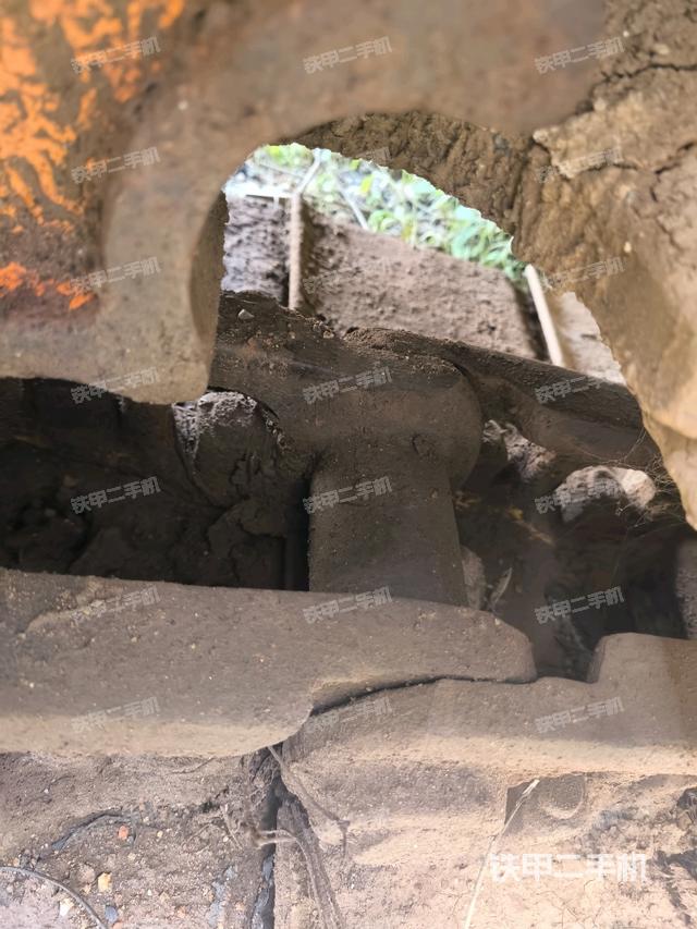 右驅(qū)動(dòng)輪(行走機(jī)構(gòu)) 右驅(qū)動(dòng)輪(行走機(jī)構(gòu))