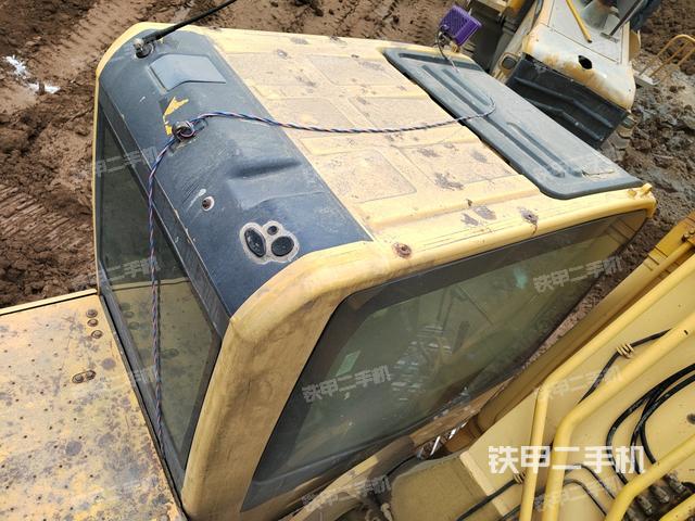 駕駛室頂部（整機(jī)外觀）