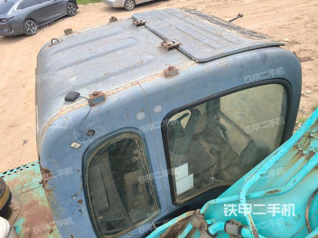 氣門室蓋螺絲特寫(xiě)(上車部件) 氣門室蓋螺絲特寫(xiě)(上車部件)