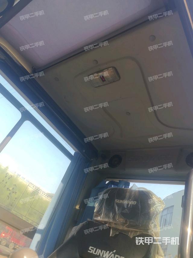 頂棚整體（駕駛室部分）